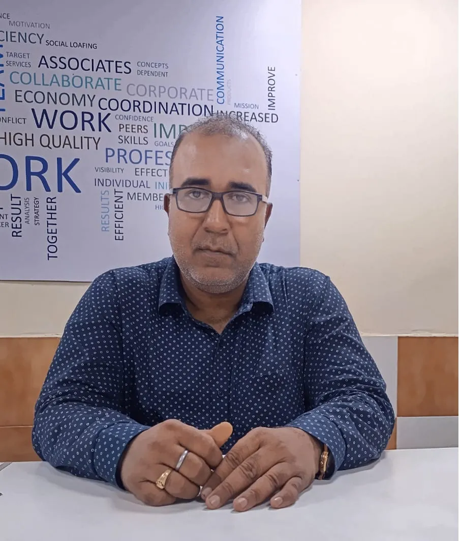 MR. NAVEEEN KUMAR DUTTA